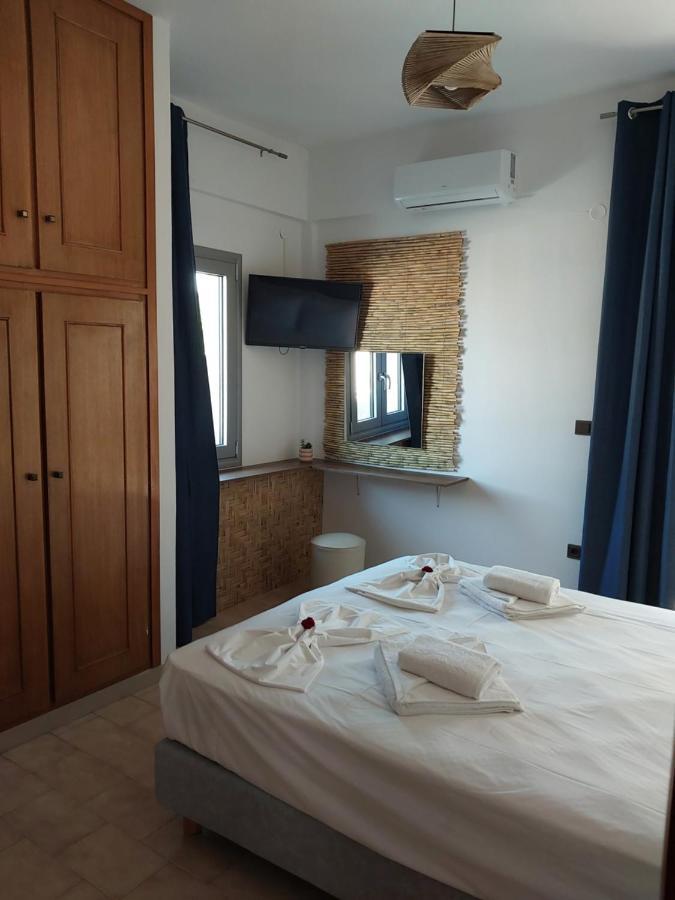 Passatempo Casa - 3 Bedroom Apartment Close To The Swimming Pool Gerani  Exterior photo