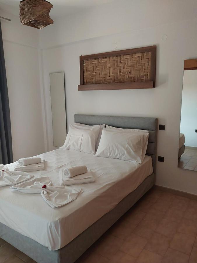 Passatempo Casa - 3 Bedroom Apartment Close To The Swimming Pool Gerani  Exterior photo