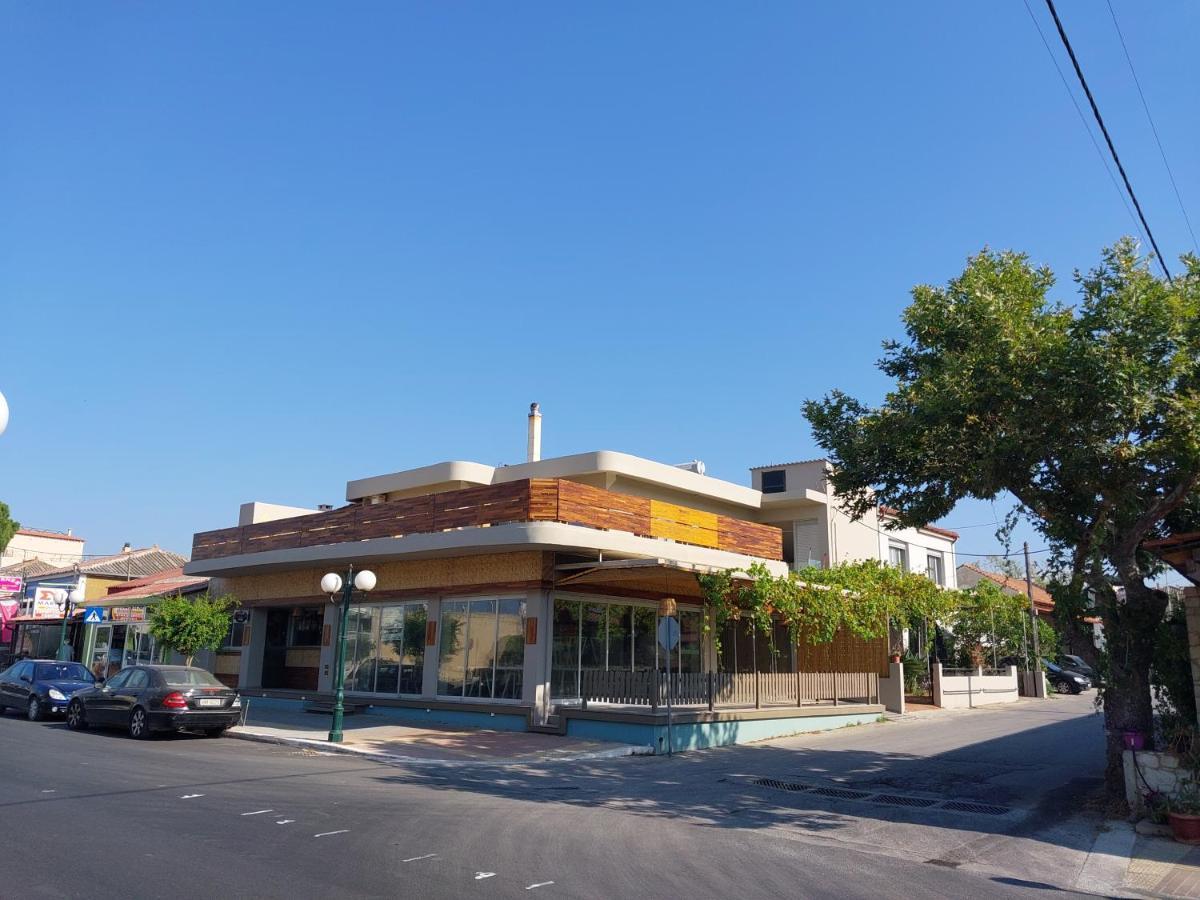 Passatempo Casa - 3 Bedroom Apartment Close To The Swimming Pool Gerani  Exterior photo